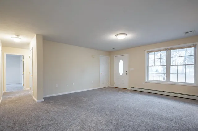 $600,000 | 55 Sweet Hill Road, Plaistow, NH 03865