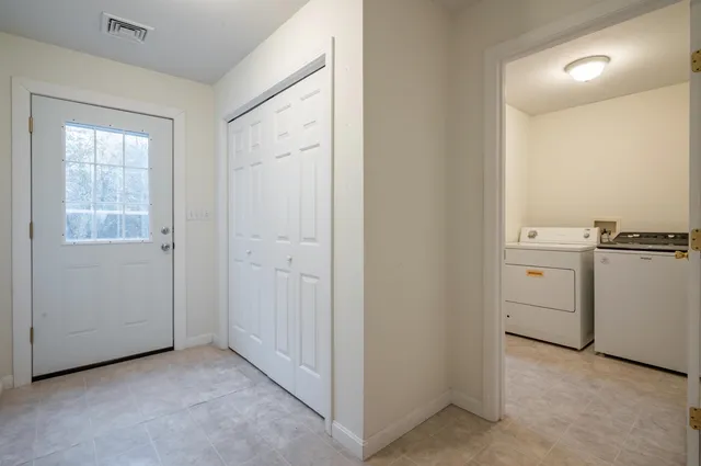 $600,000 | 55 Sweet Hill Road, Plaistow, NH 03865