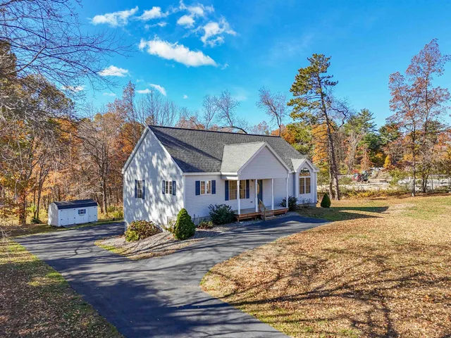$600,000 | 55 Sweet Hill Road, Plaistow, NH 03865