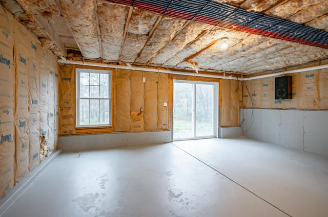 $600,000 | 55 Sweet Hill Road, Plaistow, NH 03865