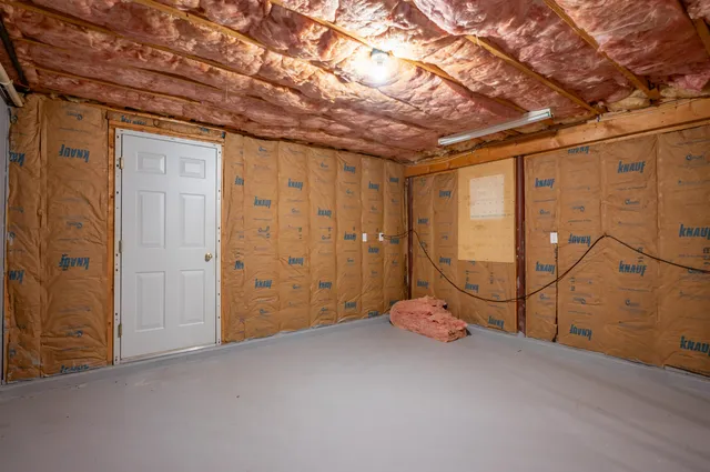 $600,000 | 55 Sweet Hill Road, Plaistow, NH 03865