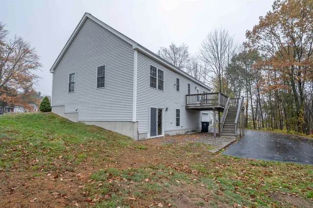 $600,000 | 55 Sweet Hill Road, Plaistow, NH 03865