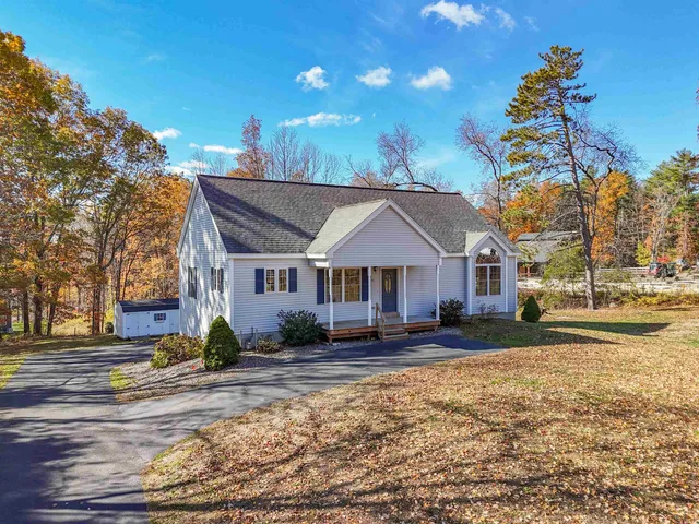 $600,000 | 55 Sweet Hill Road, Plaistow, NH 03865