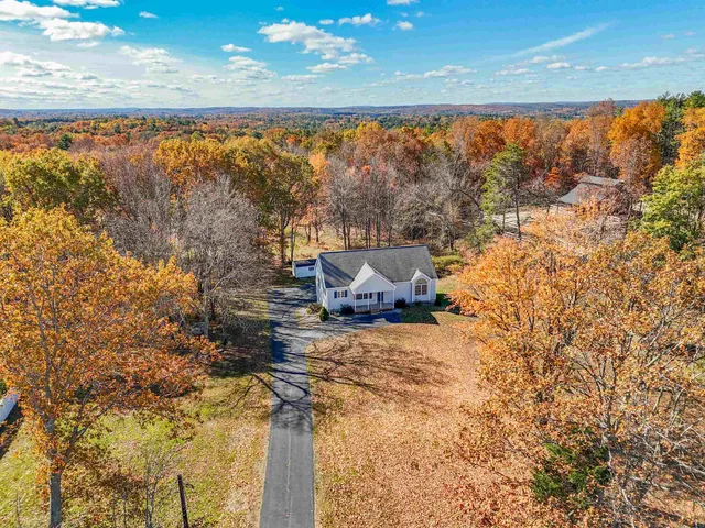 $600,000 | 55 Sweet Hill Road, Plaistow, NH 03865