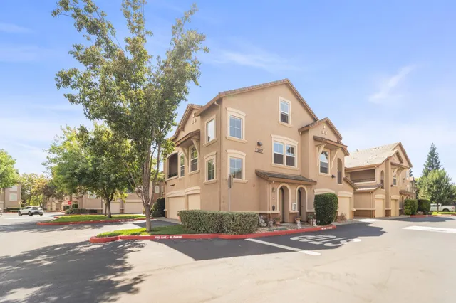 $400,000 | 1387 Milano Drive, Unit 1, West Sacramento, CA 95691
