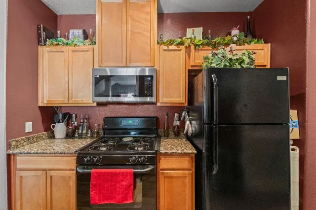 $400,000 | 1387 Milano Drive, Unit 1, West Sacramento, CA 95691