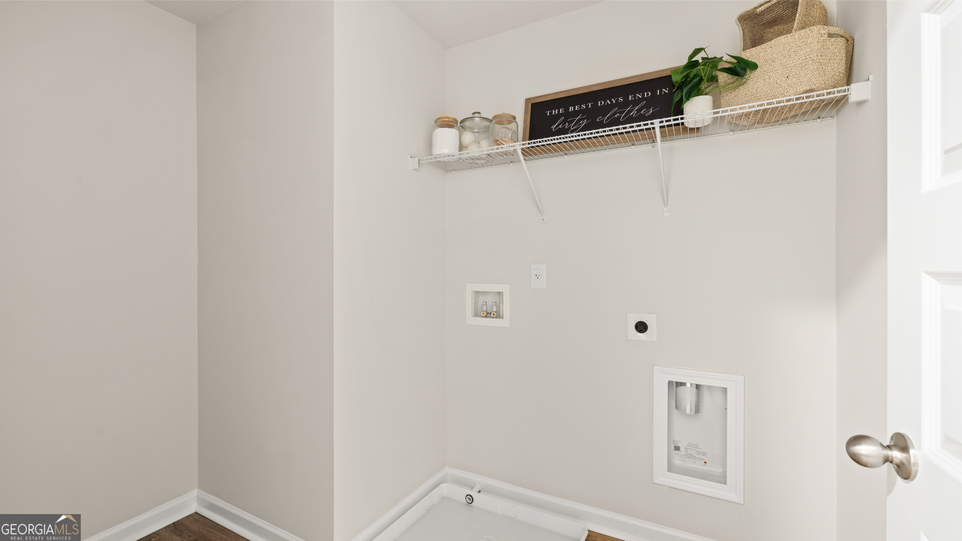 273 Sound Circle, Unit 150 Stockbridge, GA 30281 - Photo 27 of 40 a view of a rack on the wall