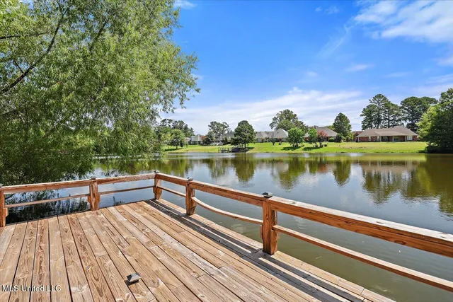 $331,500 | 702 Meadow View Cove, Byram, MS 39272