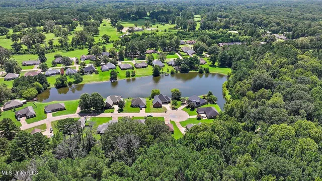 $331,500 | 702 Meadow View Cove, Byram, MS 39272