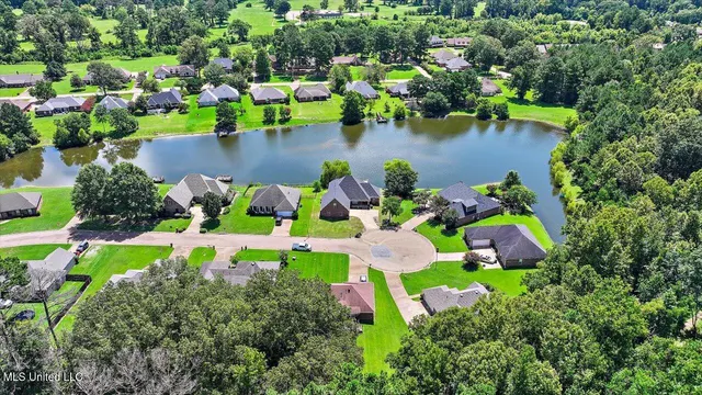 $331,500 | 702 Meadow View Cove, Byram, MS 39272
