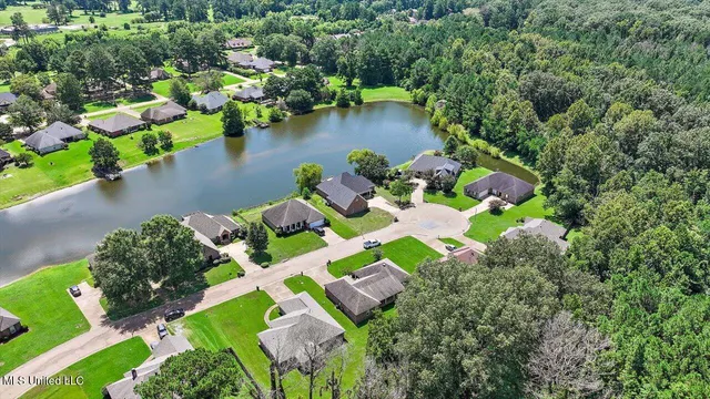 $331,500 | 702 Meadow View Cove, Byram, MS 39272