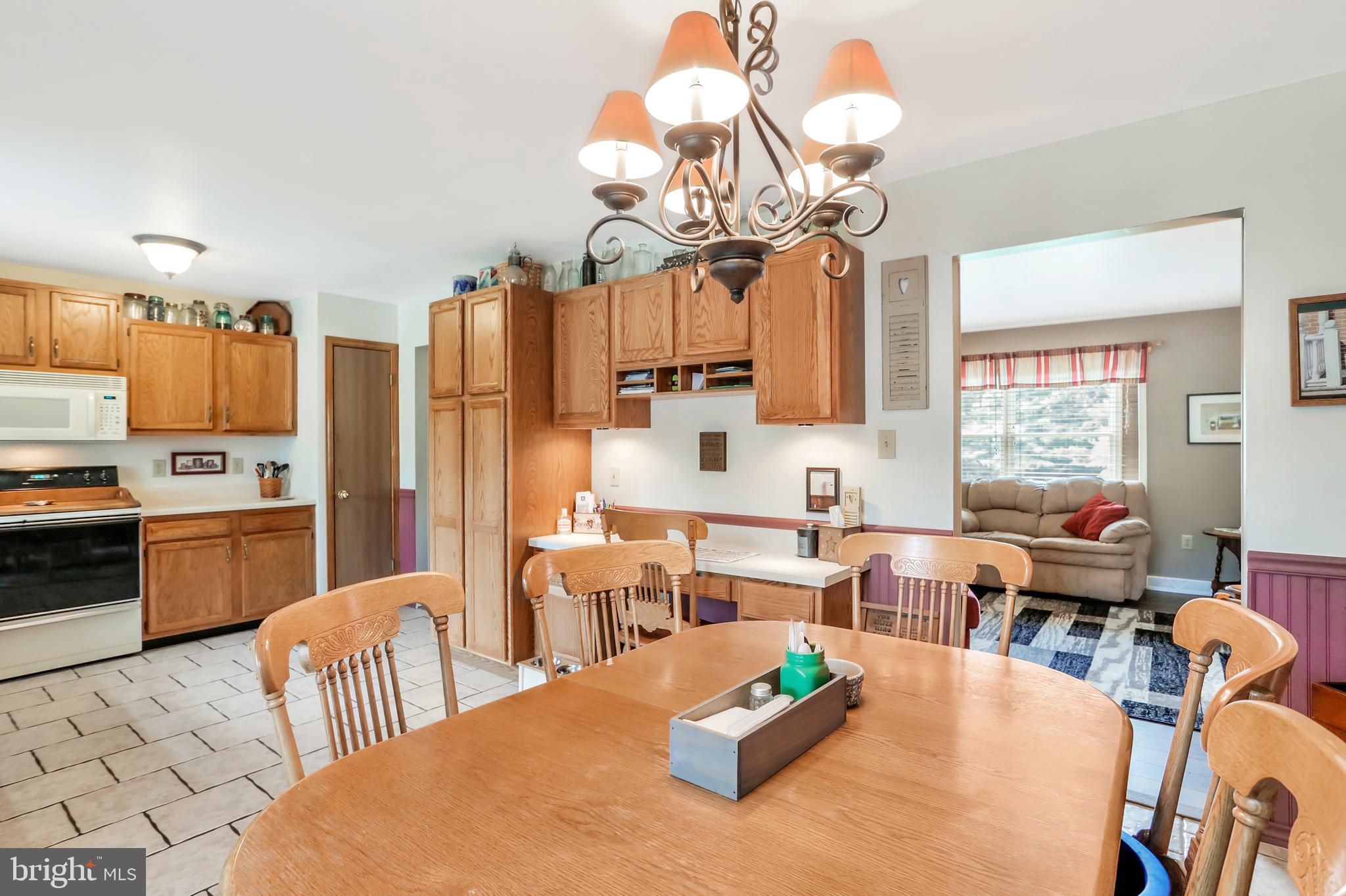 15716 Spade Road Hagerstown, MD 21740 - Photo 11 of 57