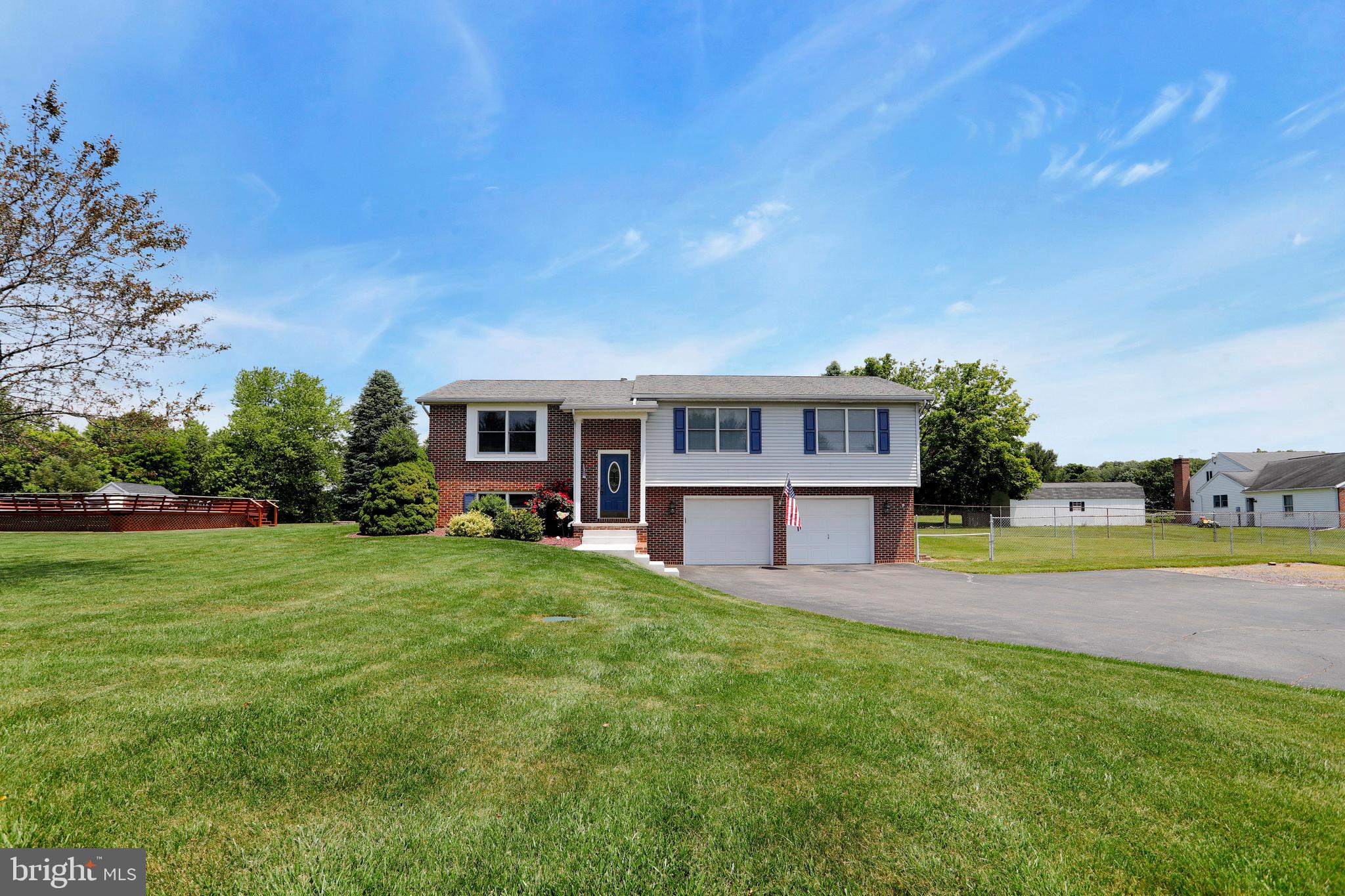 15716 Spade Road Hagerstown, MD 21740 - Photo 3 of 57