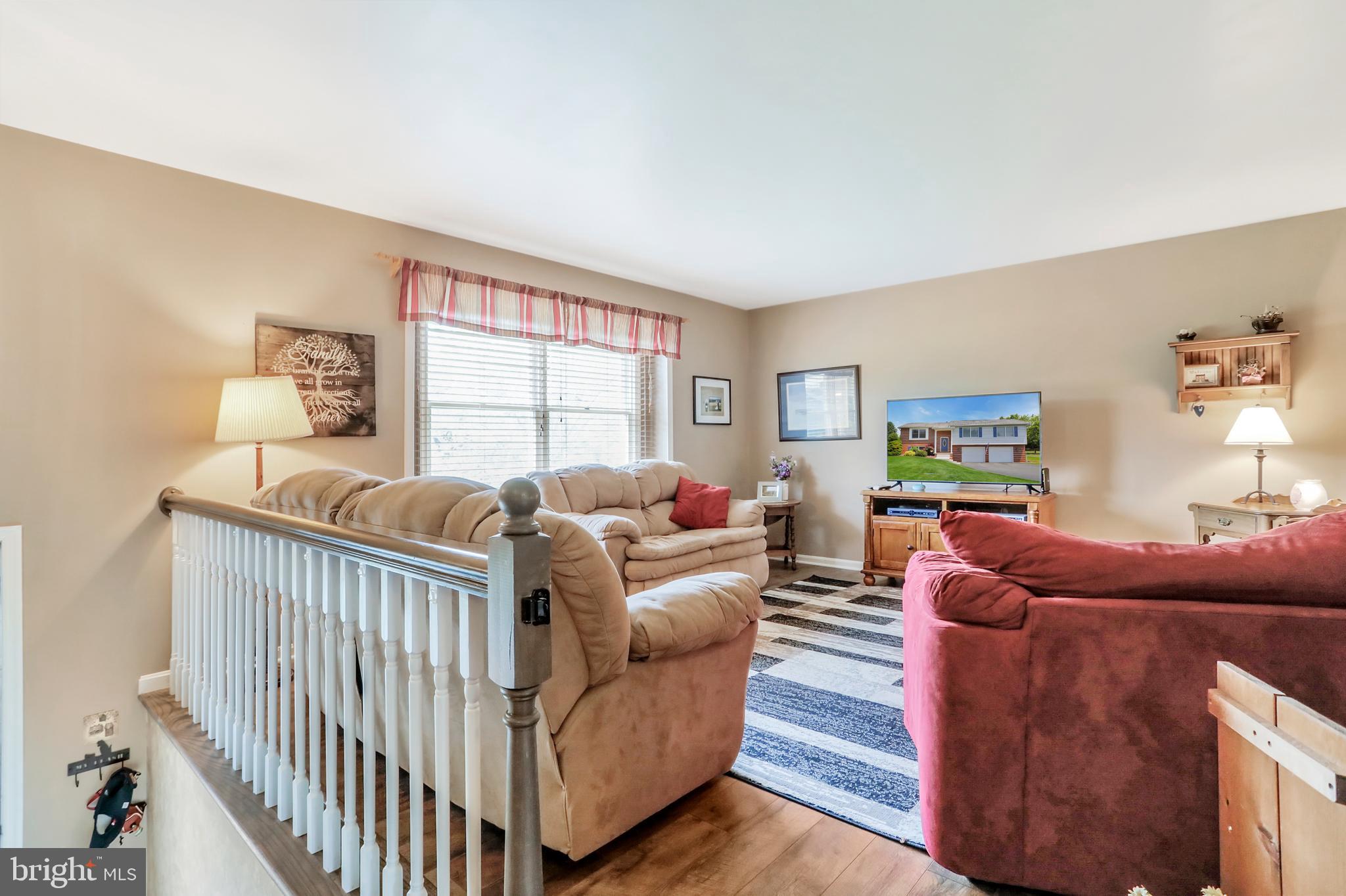 15716 Spade Road Hagerstown, MD 21740 - Photo 7 of 57