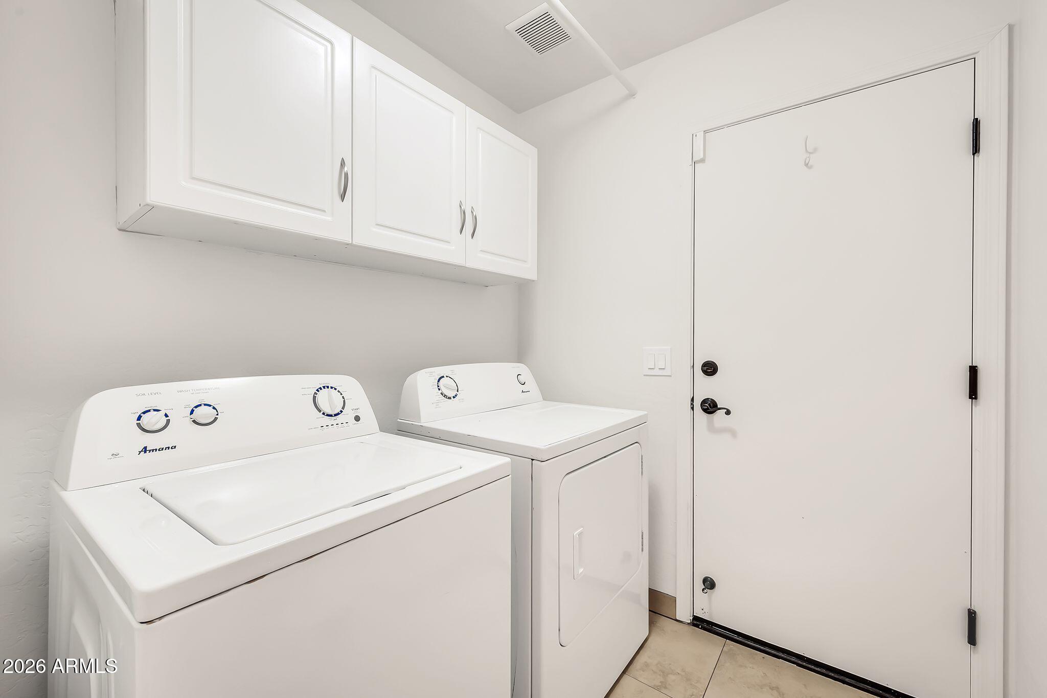 3048 East Erie Street Gilbert, AZ 85295 - Photo 34 of 47 Laundry Room