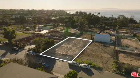 $1,595,000 | 16832 Bollinger Drive, Pacific Palisades, CA 90272
