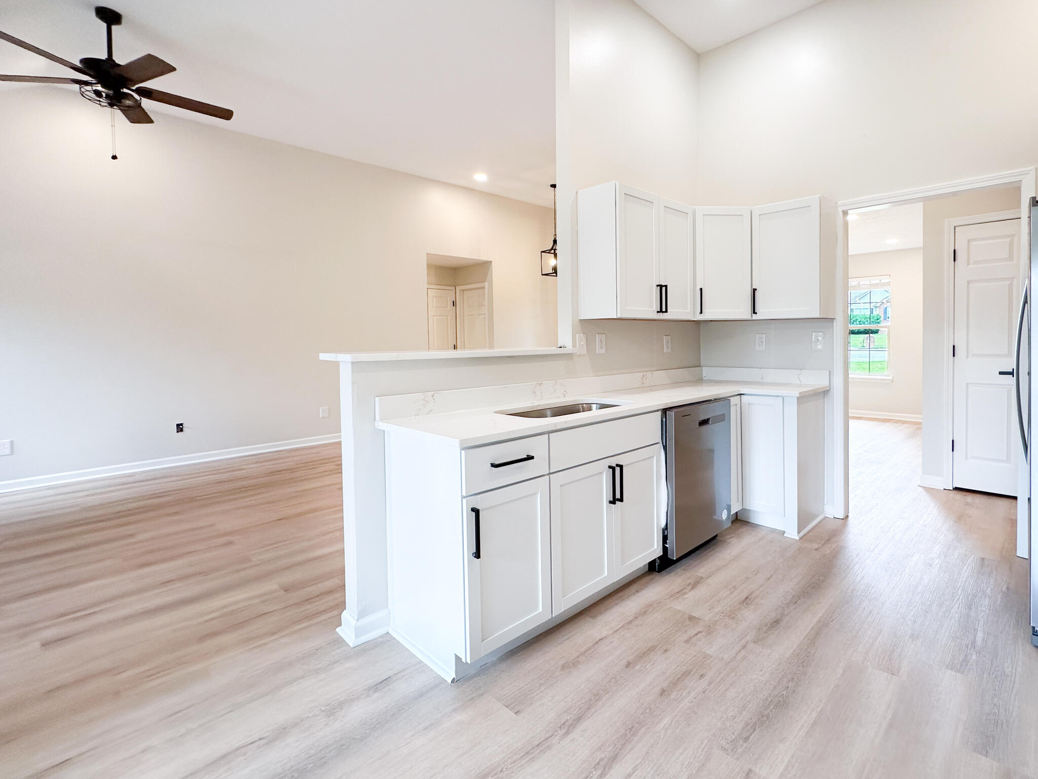 104 Ridgeway Court Nicholasville, KY 40356 - Photo 11 of 32 0AAECF6F-93C7-4098-ACA9-65869BDD18D3