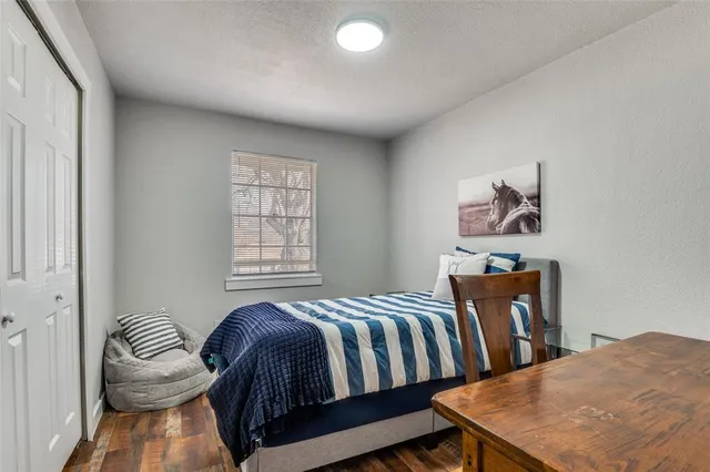 $289,500 | 113 Brook Hollow Drive, DeSoto, TX 75115