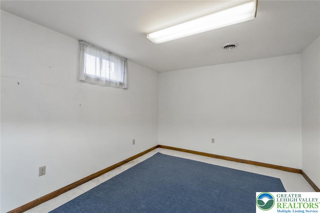 3105 Hecktown Road Easton, PA 18045 - Photo 39 of 44 Gallery Image 39