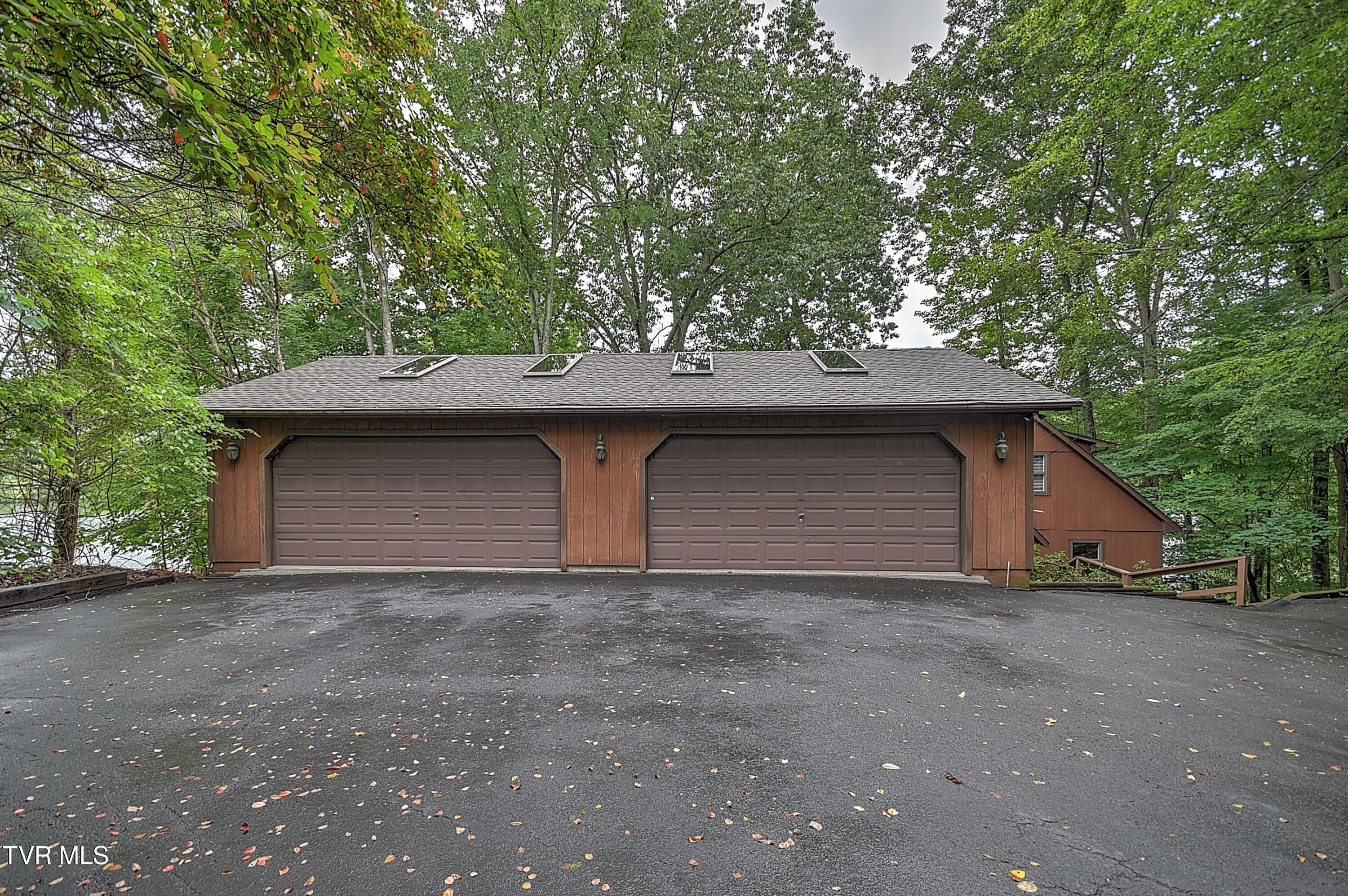 490 Hideaway Farm Road Piney Flats, TN 37686 - Photo 82 of 102 490 Hideaway ES-86
