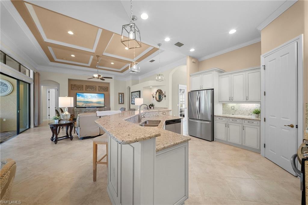 6347 Serano Way Naples, FL 34113 - Photo 13 of 46
