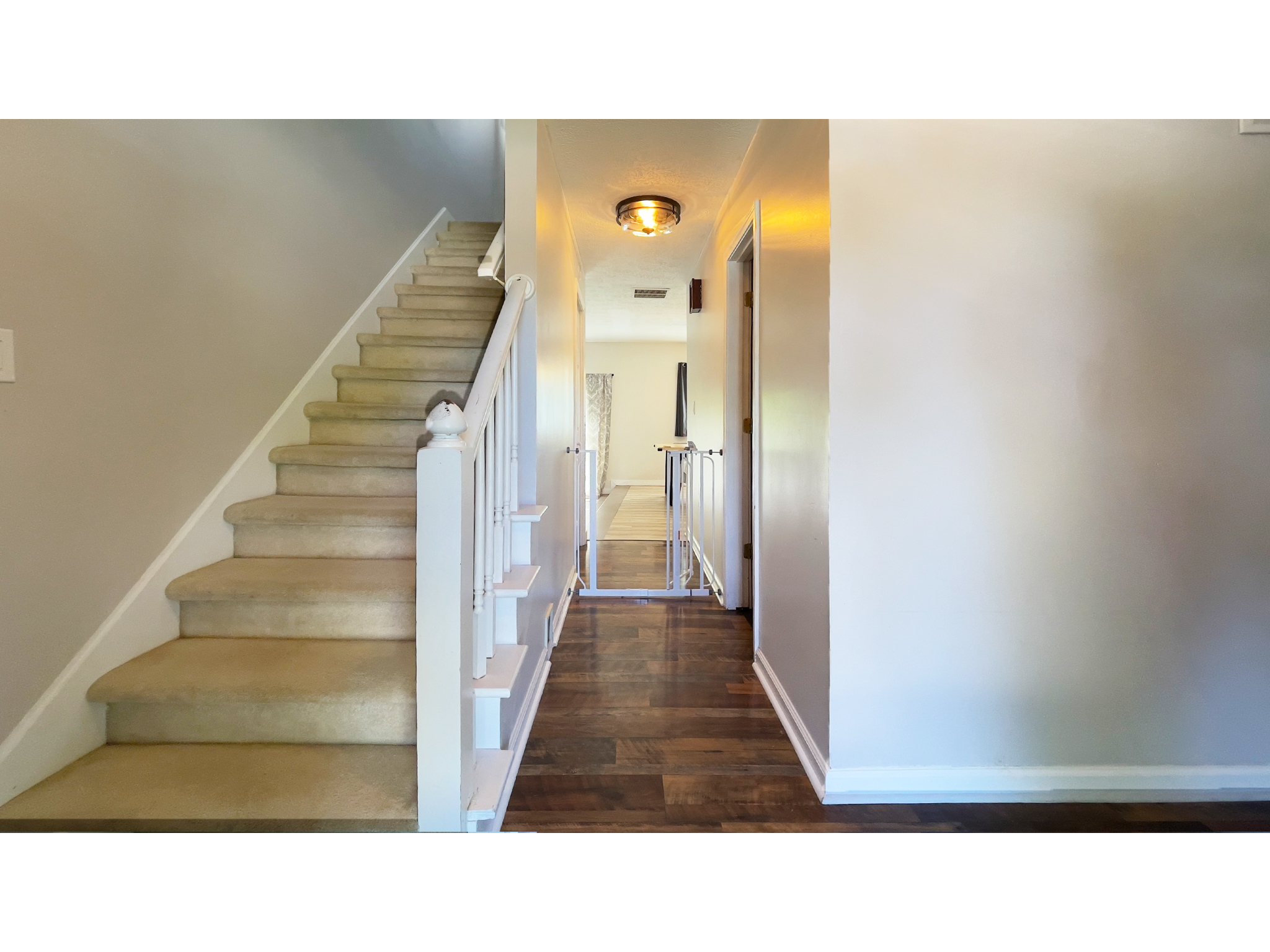 5627 Hill Rise Drive Indianapolis, IN 46237 - Photo 2 of 28