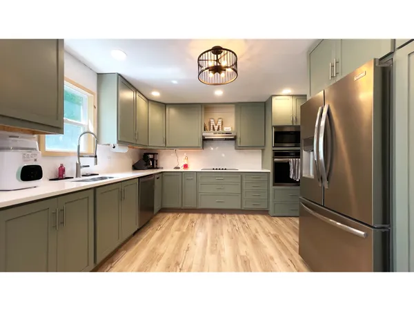 $279,900 | 5627 Hill Rise Drive, Indianapolis, IN 46237