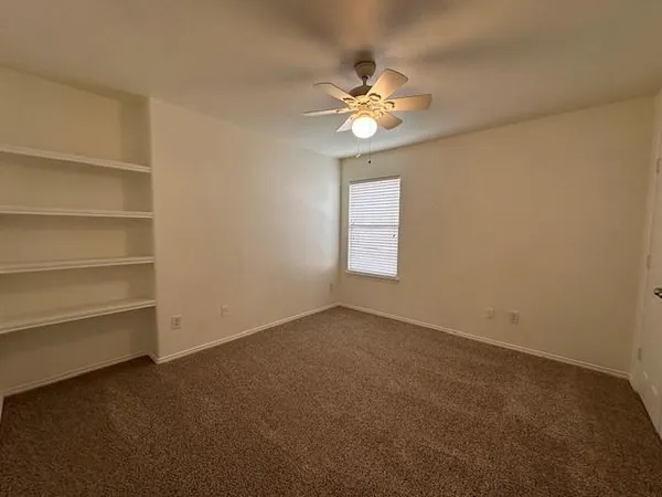 $2,095 | 433 Emerald Creek Drive, Fort Worth, TX 76131