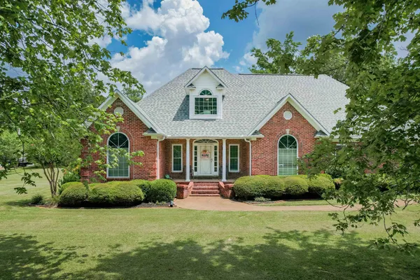 $499,900 | 372 Cr 218 Drive, Corinth, MS 38834