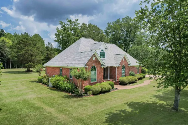 $499,900 | 372 Cr 218 Drive, Corinth, MS 38834