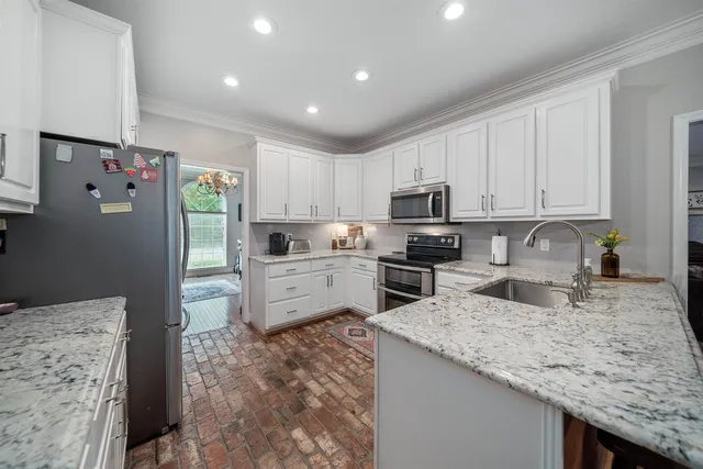 $499,900 | 372 Cr 218 Drive, Corinth, MS 38834