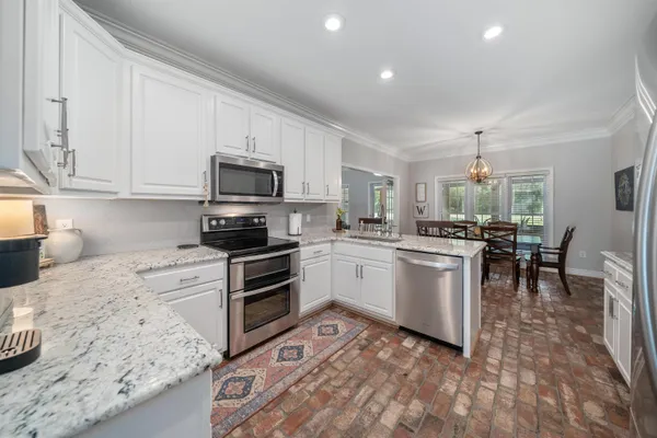 $499,900 | 372 Cr 218 Drive, Corinth, MS 38834