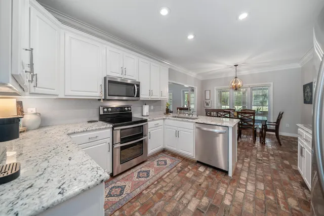 $499,900 | 372 Cr 218 Drive, Corinth, MS 38834