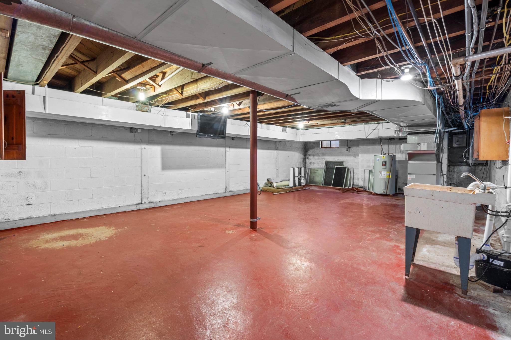1457 Meetinghouse Road Warminster, PA 18974 - Photo 27 of 30 Spacious basement with potential.