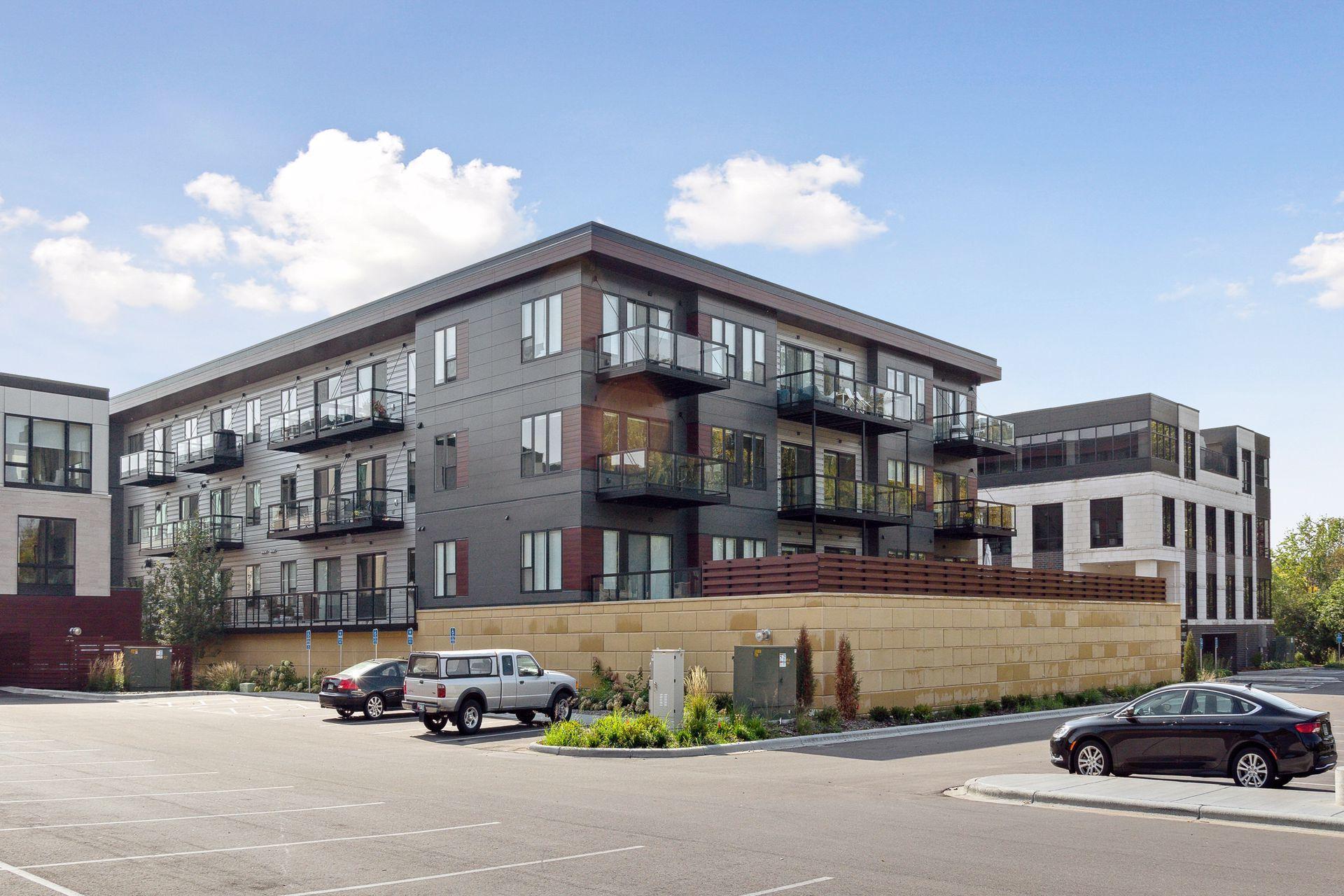 253 Lake Street East, Unit 212 Wayzata, MN 55391 - Photo 45 of 59