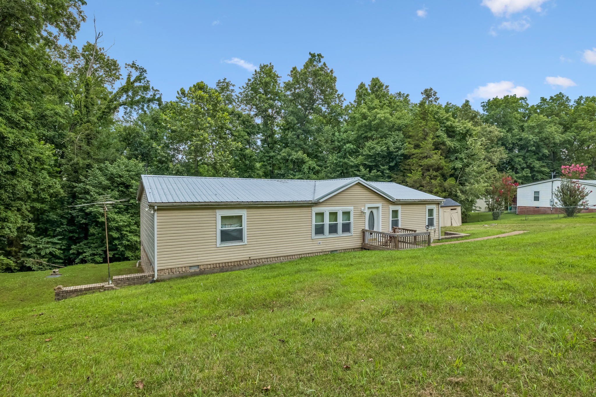 8896 Greer Road Lyles, TN 37098 - Photo 3 of 28 Gallery Image 3