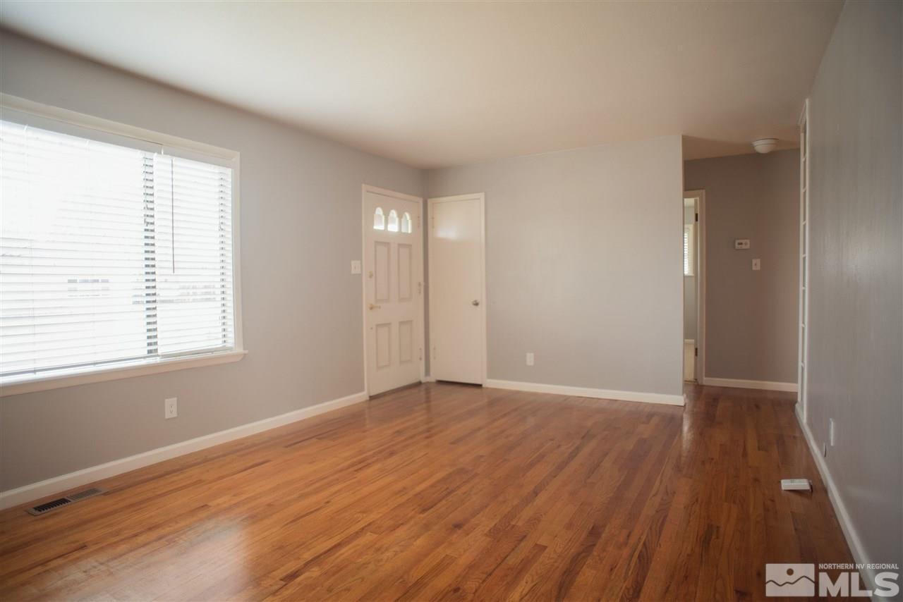 745 Lodge Avenue Reno, NV 89503 - Photo 5 of 23 Photo 5