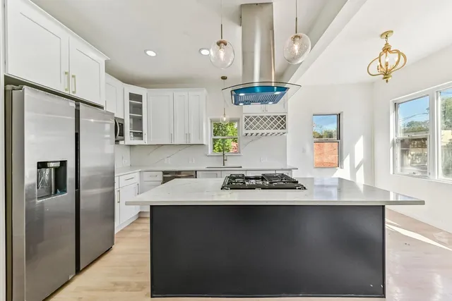 $449,900 | 7801 South Eberhart Avenue, Chicago, IL 60619