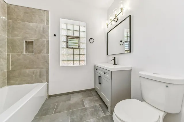 $449,900 | 7801 South Eberhart Avenue, Chicago, IL 60619