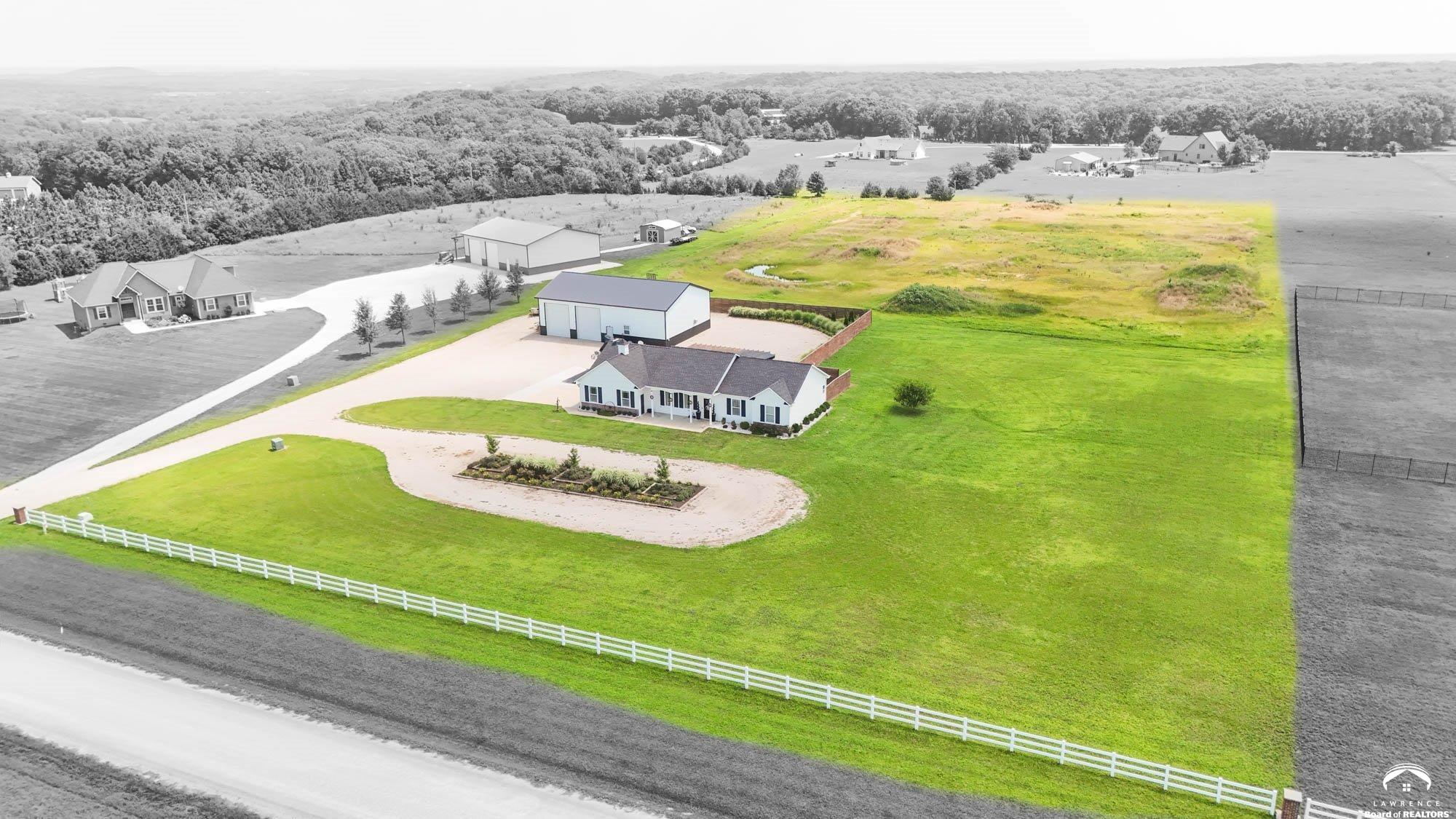 676 East 1375 Road Lawrence, KS 66046 - Photo 43 of 48