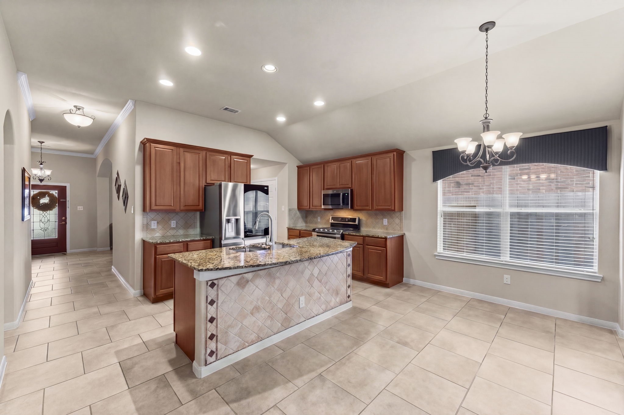 4618 Countrypines Drive Spring, TX 77388 - Photo 11 of 23 Kitchen Dinning Room