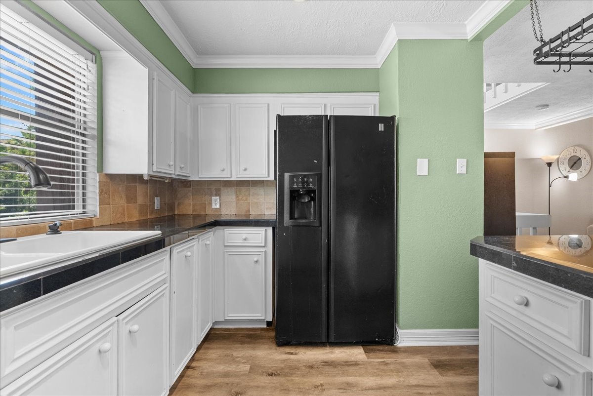 721 Davis Road League City, TX 77573 - Photo 12 of 35 Gallery Image 12