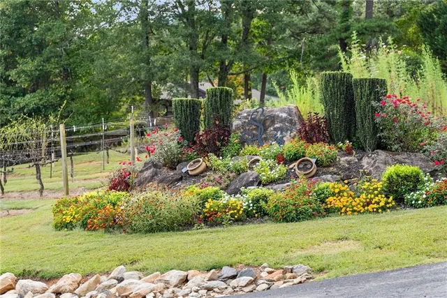 $575,000 | 62 High Ridge Road, Cleveland, GA 30528