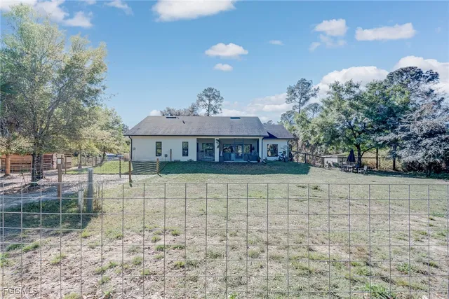 $575,000 | 3985 38th Avenue Southeast, Naples, FL 34117