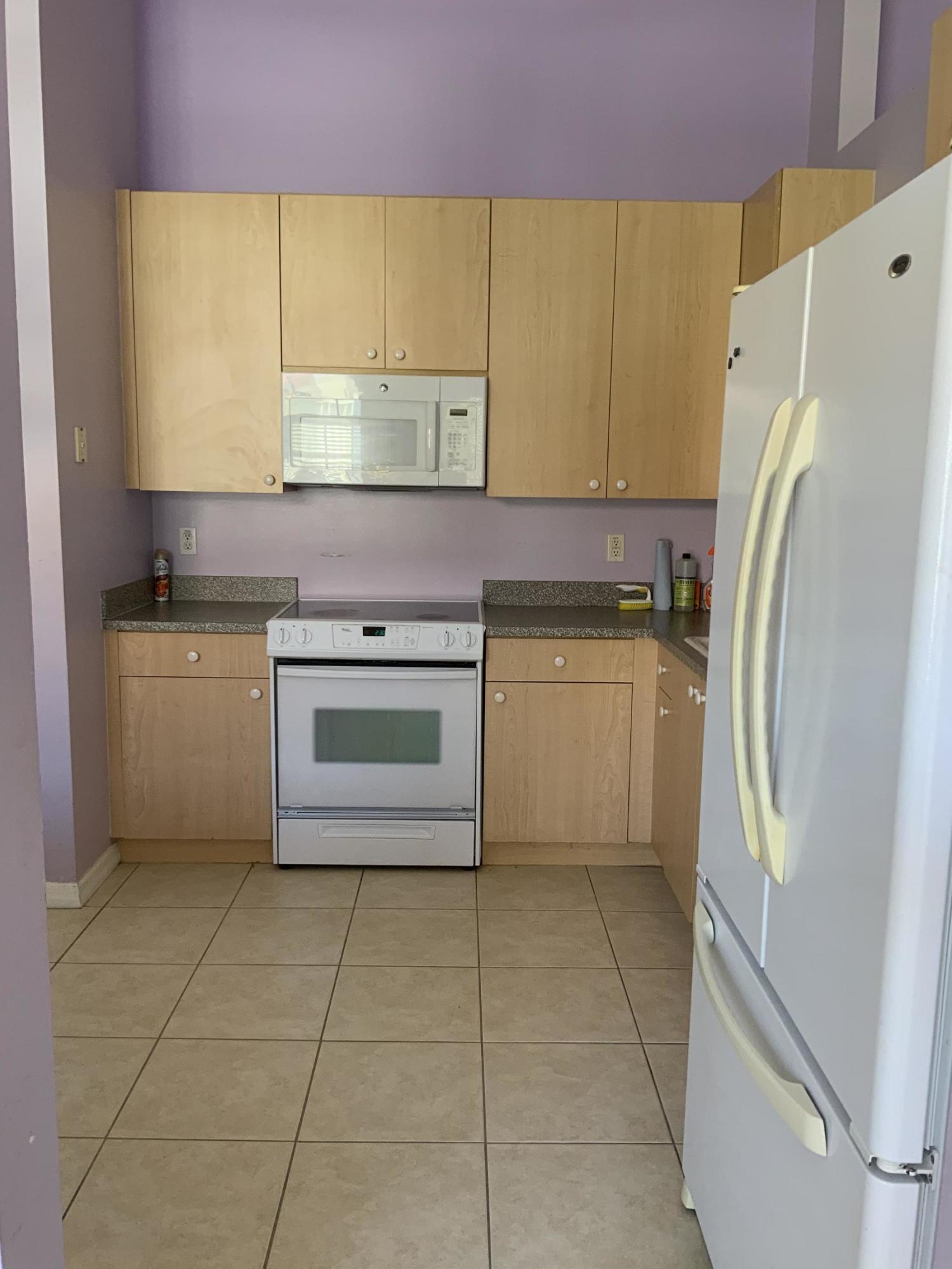 6267 Petunia Road Delray Beach, FL 33484 - Photo 9 of 13 63085B8E-6C3C-42EE-9E1E-BEFE768DDF1A