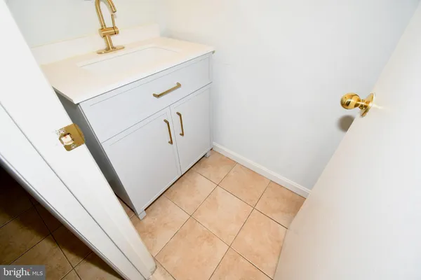 $315,600 | 18349 Leman Lake Drive, Unit 805, Olney, MD 20832