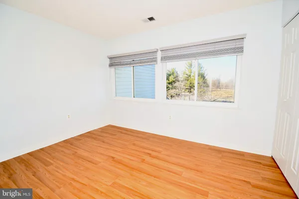 $315,600 | 18349 Leman Lake Drive, Unit 805, Olney, MD 20832