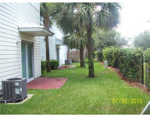 4216 Leo Lane, Unit 4D Riviera Beach, FL 33410 - Photo 3 of 10 Additional Photo