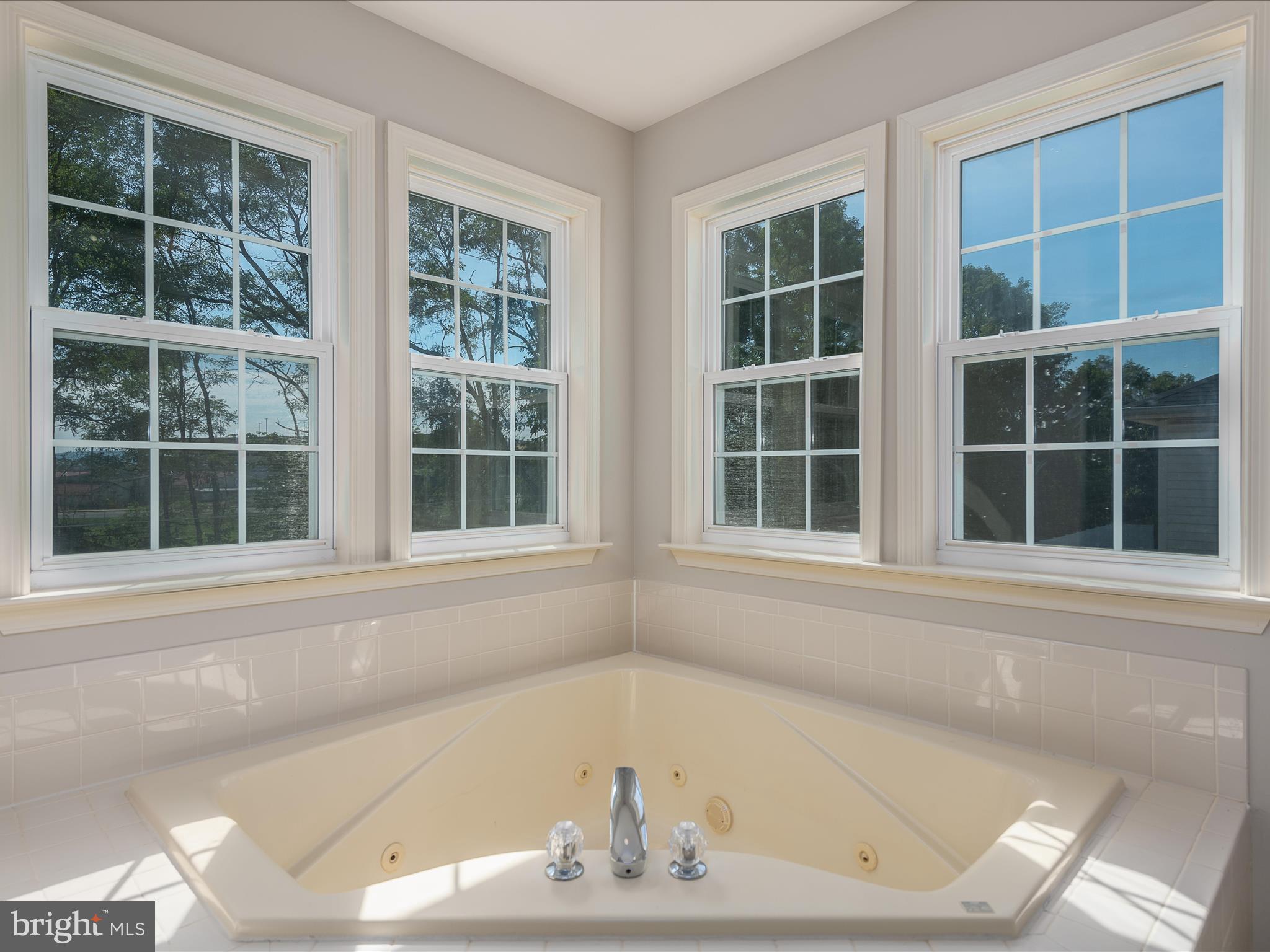 130 Ranson Estates Circle Ranson, WV 25438 - Photo 26 of 55 Primary Bathroom
