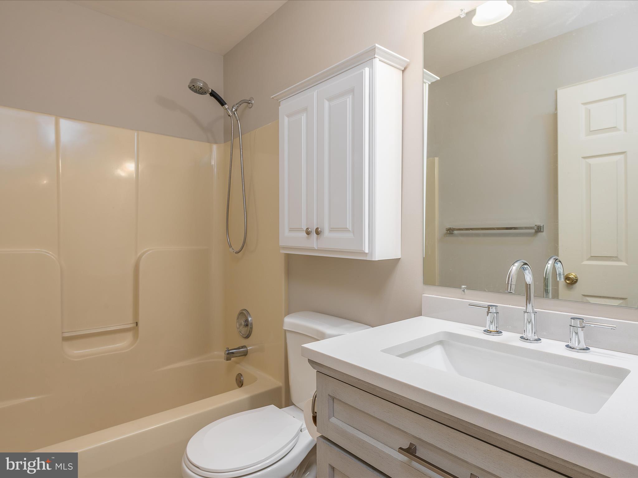 130 Ranson Estates Circle Ranson, WV 25438 - Photo 31 of 55 Bathroom